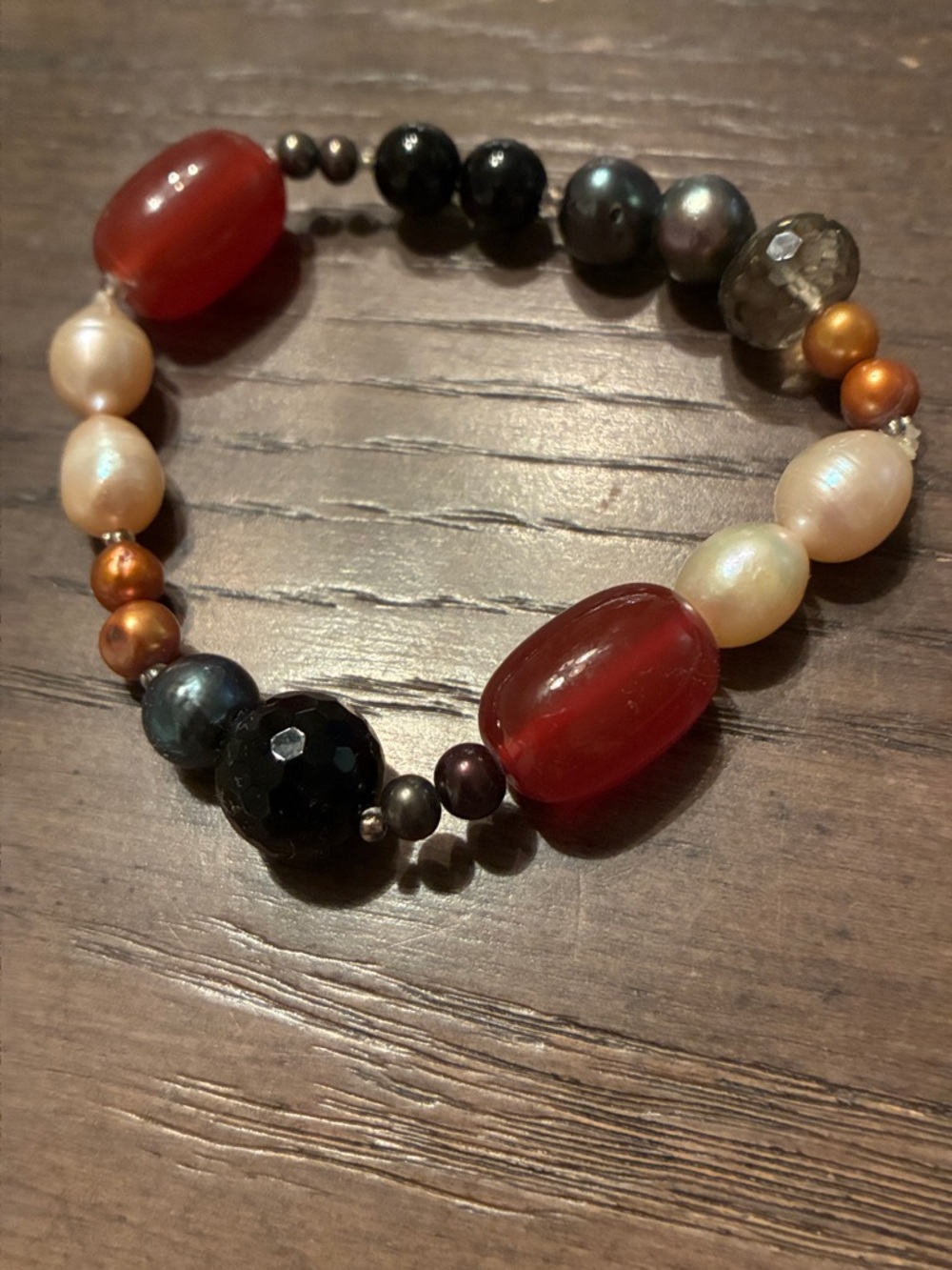 Multi stone stretch bracelet